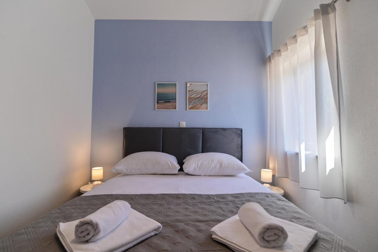 Villa Rudini With Heated Pool Okrug Gornji Exterior photo